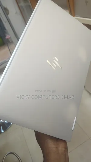 Laptop Apple MacBook 2018 16GB Intel Core I5 SSD 512GB