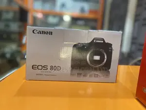CANON 80D With 18-135mm Lens