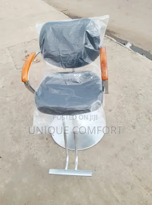 Clean Top Quality Rotating Barber Chair