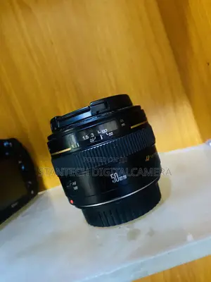 Canon 50mm F1.4 Ultrasonic