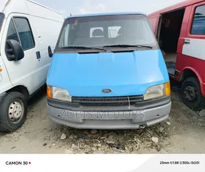 Ford Transit 2000 Blue