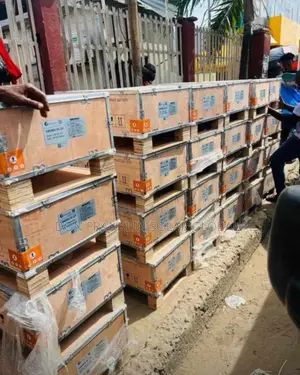 10kwh Felicity Lithium Ion Battery Shipping to Kano
