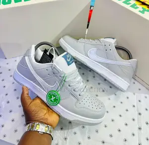 Unisex Nike Sneakers