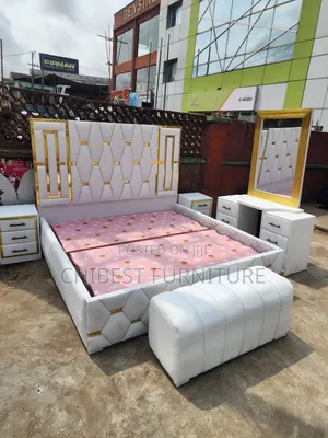 Quality 6by6 Complete Set of Leather Upholstery Padded Bed