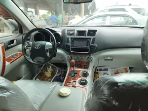 Toyota Highlander Limited 3.5L 2WD 2013 Gray