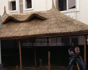 Super High Quality Bush Bar Gazebo Hut in Lagos