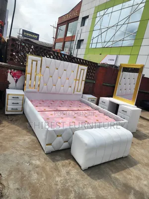 Quality 6by6 Complete Set of Leather Upholstery Padded Bed