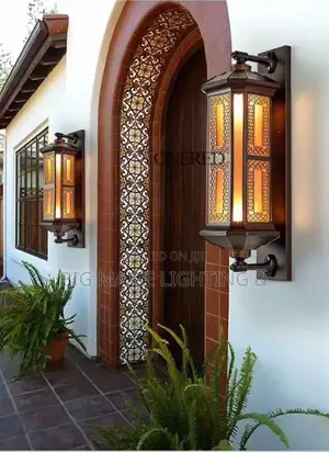 Outdoor Wall Lamp