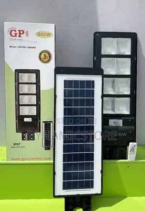 Gp 8 Eyes 800w Solar Street Light With Pole