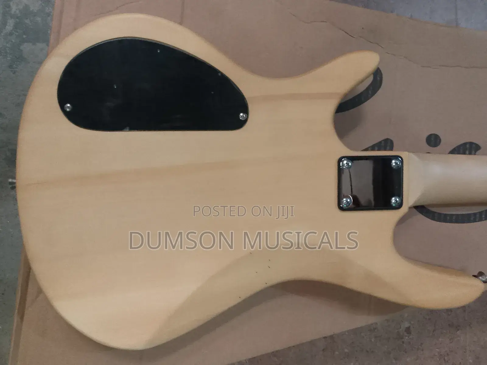 4 Strings Passive Bass Guitar 
