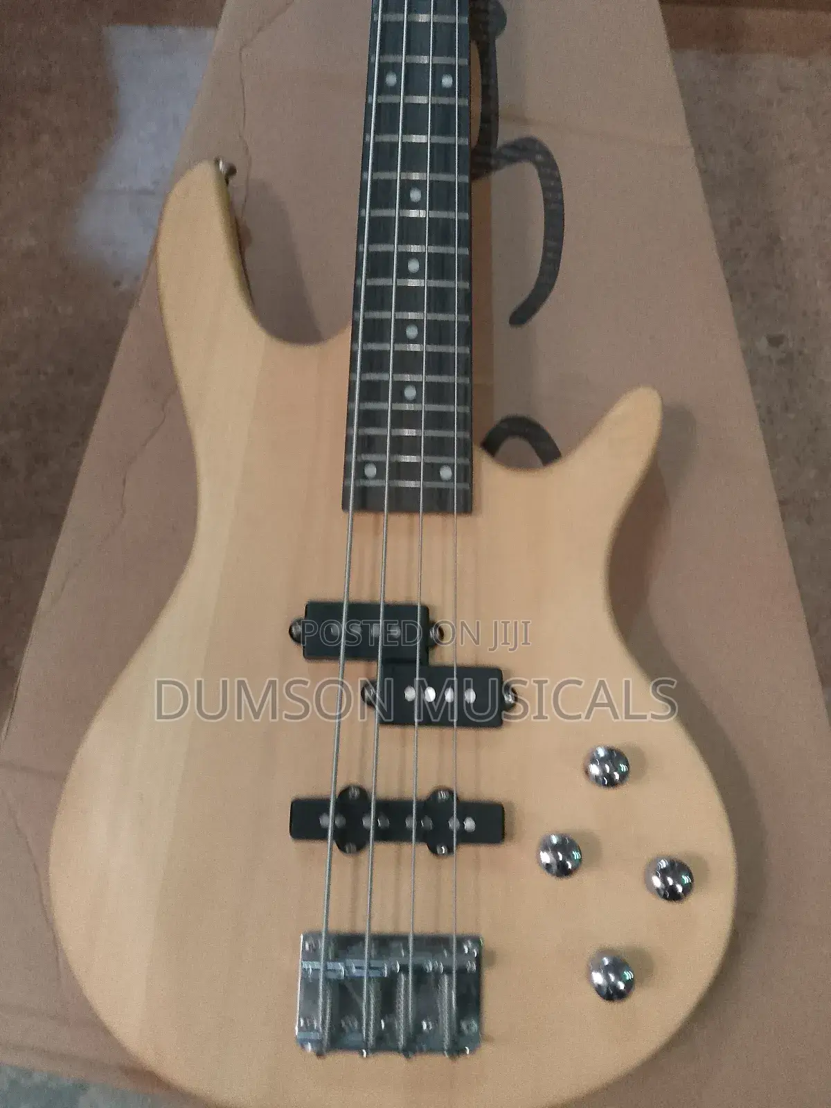 4 Strings Passive Bass Guitar 
