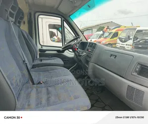 Peugeot Boxer 2000 White