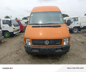 Volkswagen LT 2000 Orange