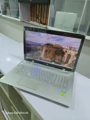 Laptop HP Envy 16 Gaming 16-h1023dx 16GB Intel Core i7 SSD 256GB
