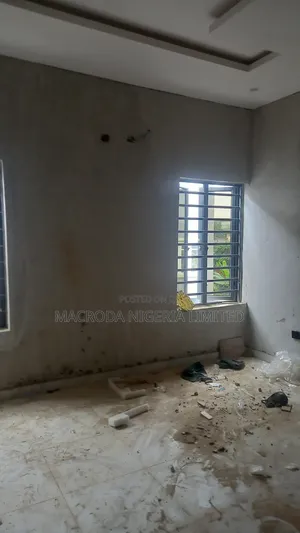 4bdrm Duplex in Adeniyi Jones for rent