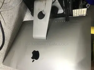 Desktop Computer Apple iMac 8GB Intel Core I7 SSD 256GB