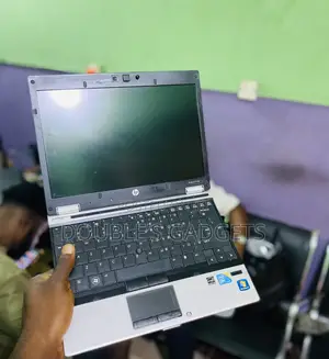 Laptop HP EliteBook 2540P 4GB Intel Core i7 HDD 128GB