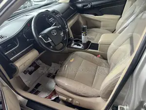 Toyota Camry 2014 Gold
