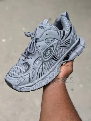 High Quality Fashion Sneakers