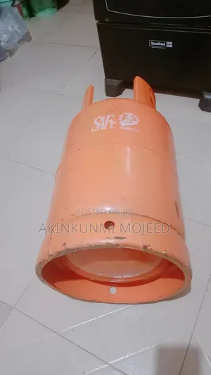 12.5 Gas Cylinder