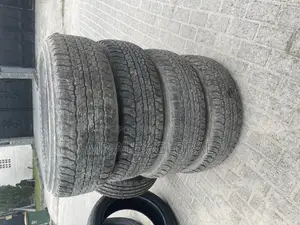 265/70/17 Dunlop Four Uniform
