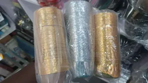 50 Pieces Each Gold And Silver Muffin Paper