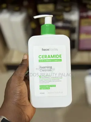 Face Facts. Ceramide Foaming Cleanser 400ml