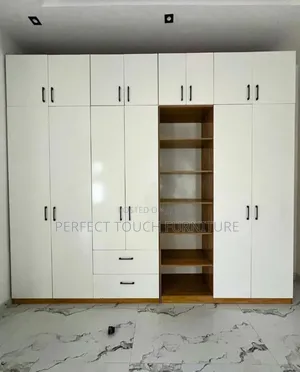 Family Size Wardrobe 
