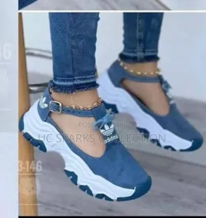 Original Adidas Sneakers Sandals for Boss Ladies