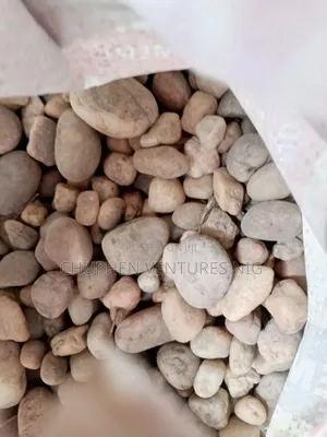 Red Clay Colored Decorative Stones Chips
