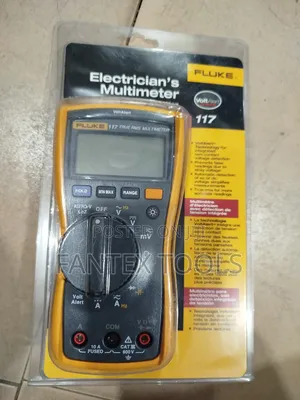 Fluke 117 Digital Multimeter.
