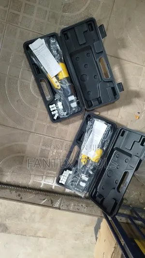 Hydraulic Crimping Tool 16 to 70mm