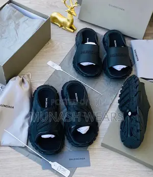 BALENCIAGA Slide