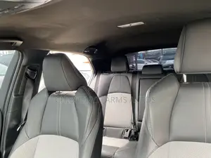Toyota Corolla XSE 2022 Silver