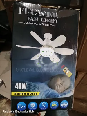 Flower Short-Blade Fan With Light