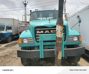 Mack Truck