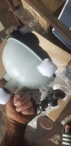 Ml350 2014 Radiator Water Can