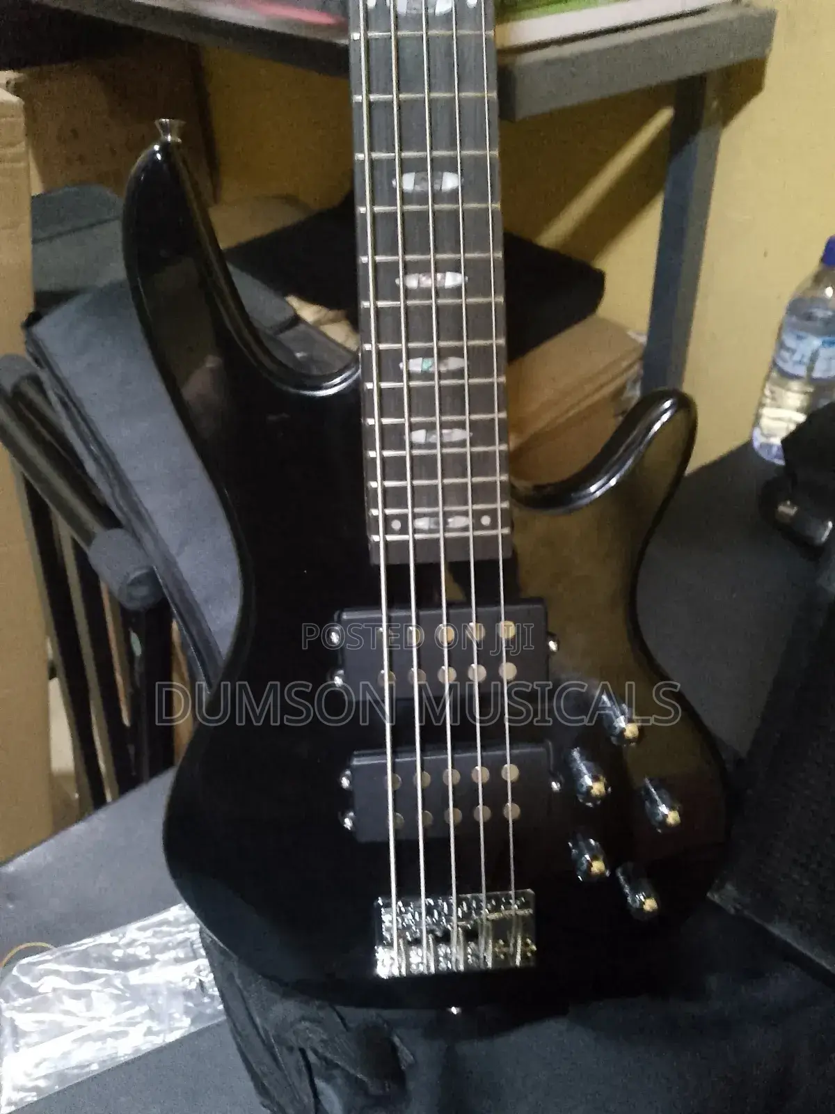 Ibanze 5 Strings Active Guitar 