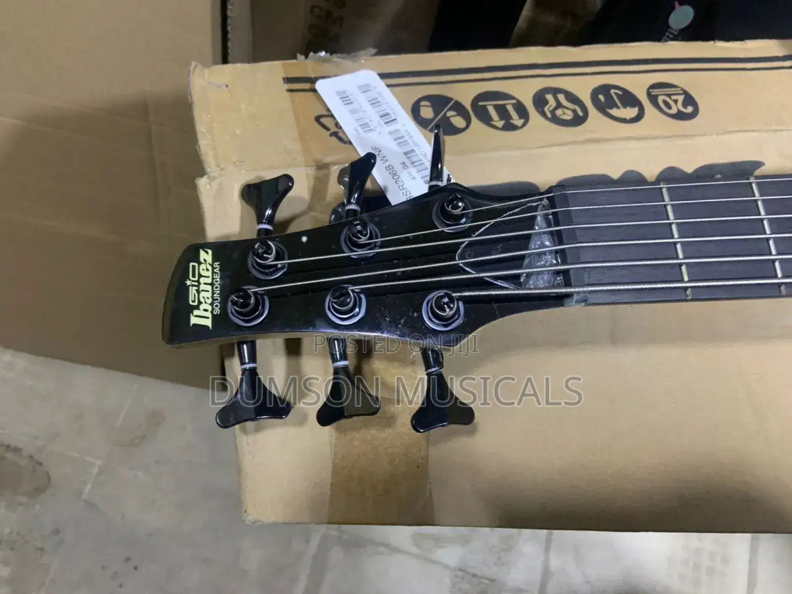 Ibanze Active 6 Strings Bass Guitar