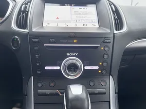 Ford Edge Titanium AWD 2018 Red