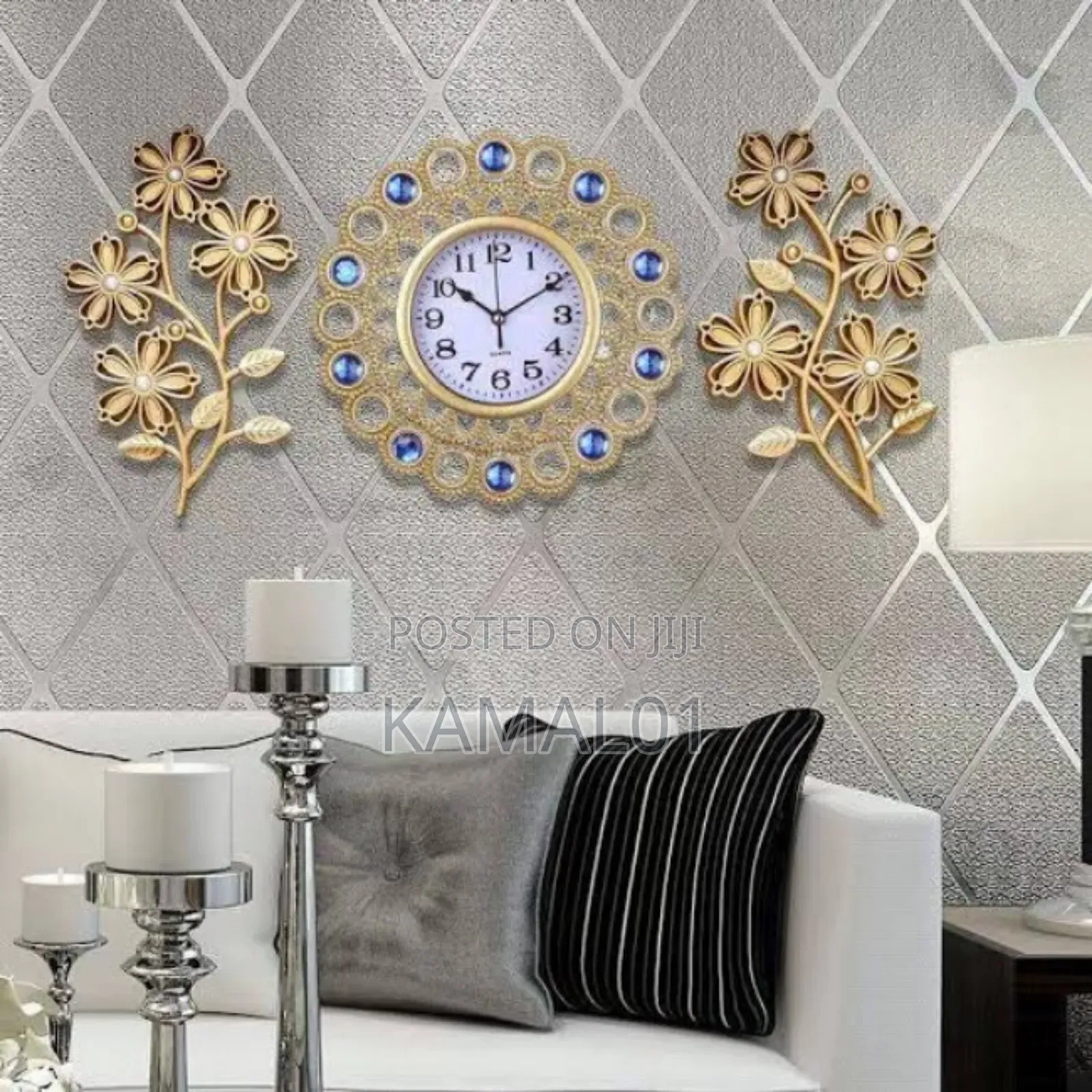 Wall Clock With Decor