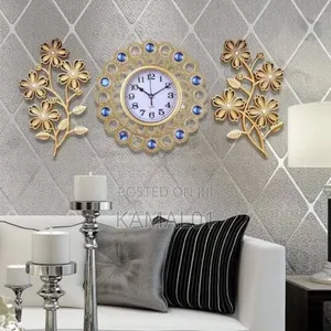 Wall Clock With Decor