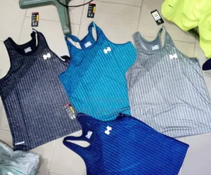 Under Armour Sleeveless Tops