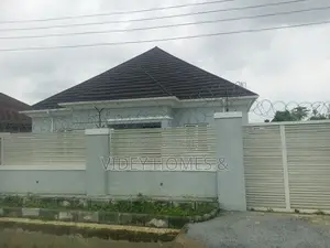 3bdrm Bungalow in Sungold Estate, Galadimawa for rent