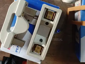 100 Amps Panasonic Fuse and Base