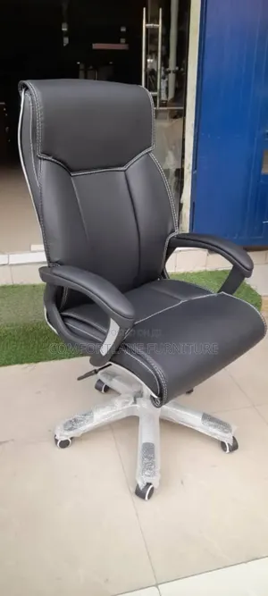 Executive Swivel Office Chair