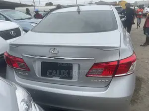 Lexus ES 350 2010 Silver