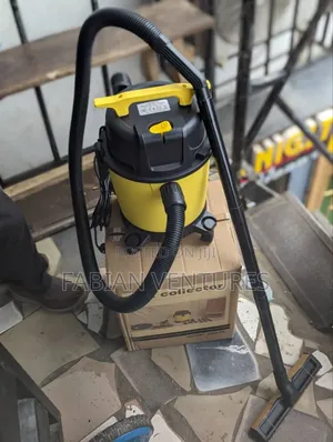 18L Wet and Dry Vacuum Cleaner With Bower