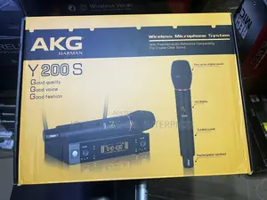 AKG Wireless Microphane System With Patented Audio Reference