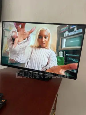 32inch Samsung Smart Wireless Display With Bluetooth